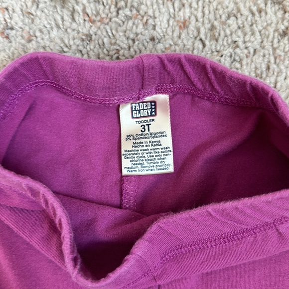 GIRLS faded glory purple leggings size 3T - Picture 2 of 7